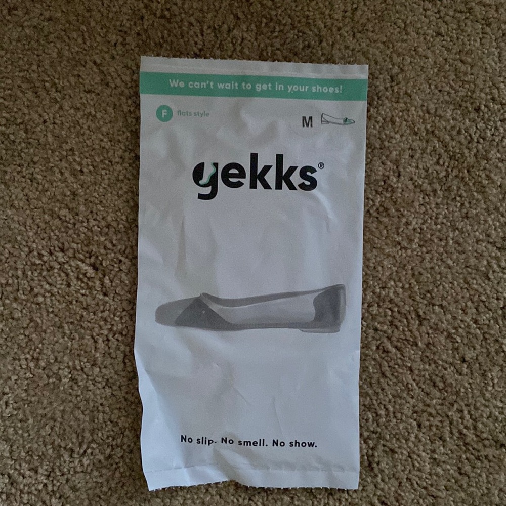 Gekks adhesive liners